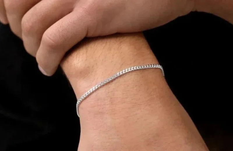 Curb Link Bracelet