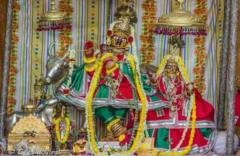 GOVIND DEV JI TEMPLE IN JAIPUR, (Rajasthan Devdarshan)